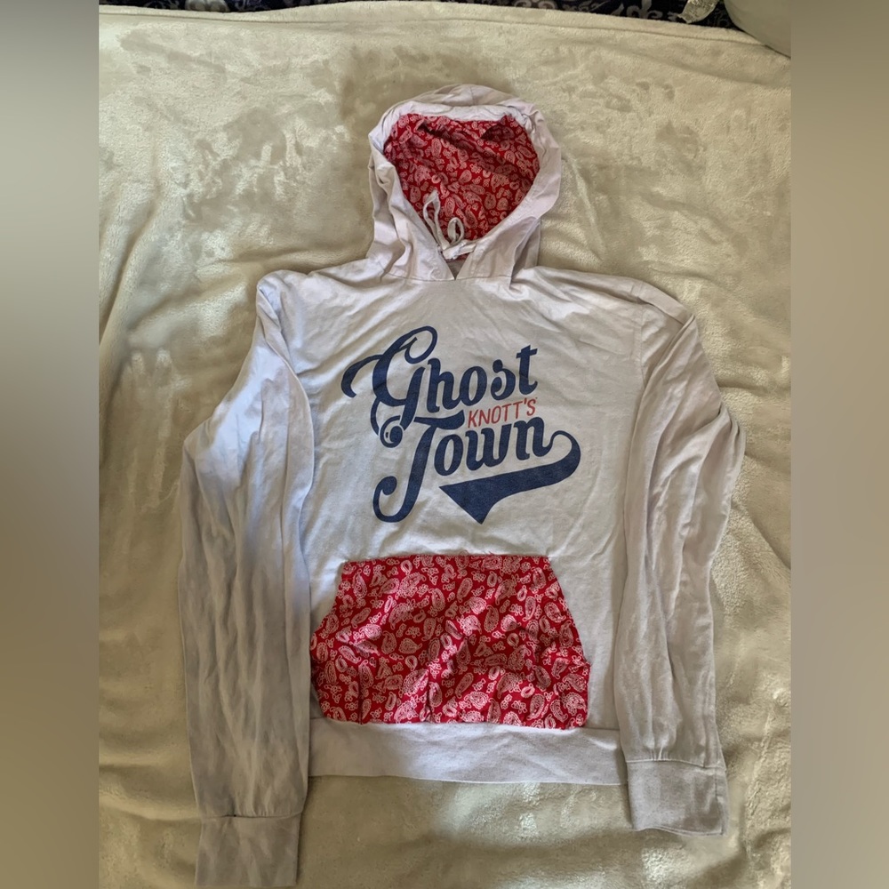 Knotts Berry Farm hoodie.